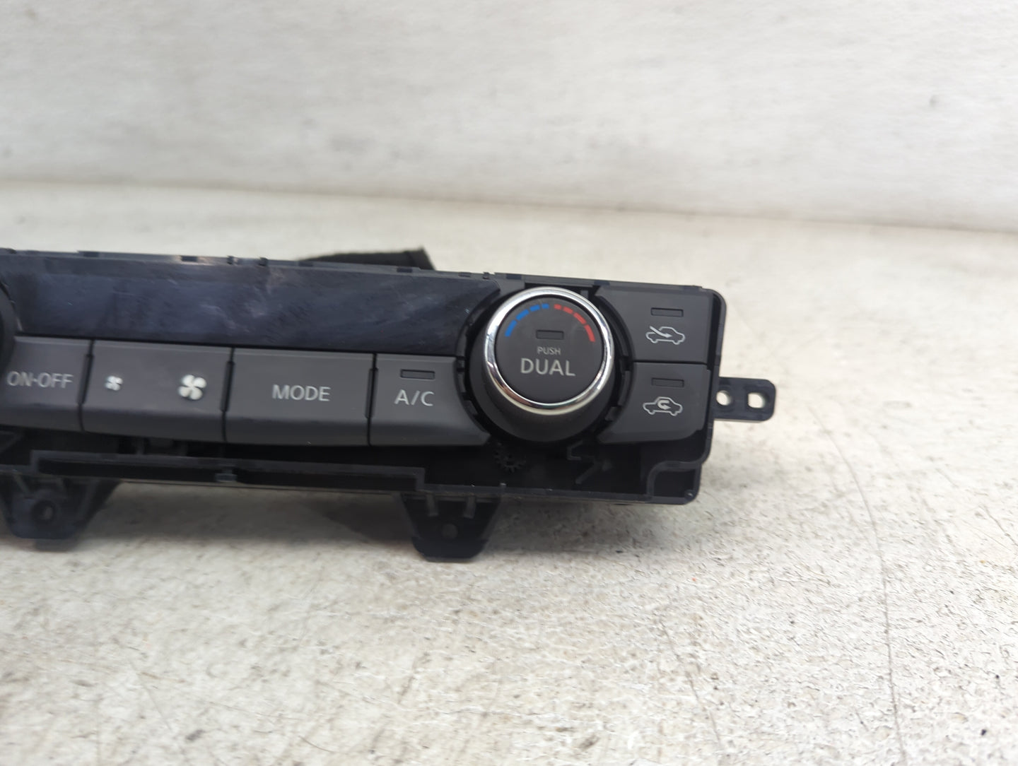 2016-2021 Nissan Maxima Climate Control Module Temperature AC/Heater Replacement P/N:27500 4RA0A Fits OEM Used Auto Parts - 