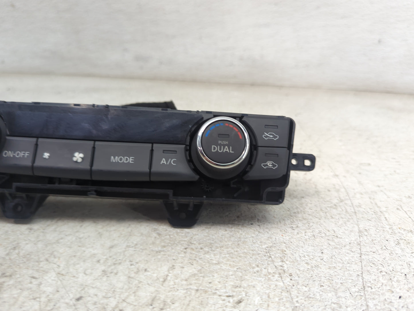 2016-2021 Nissan Maxima Climate Control Module Temperature AC/Heater Replacement P/N:27500 4RA0A Fits OEM Used Auto Parts - 
