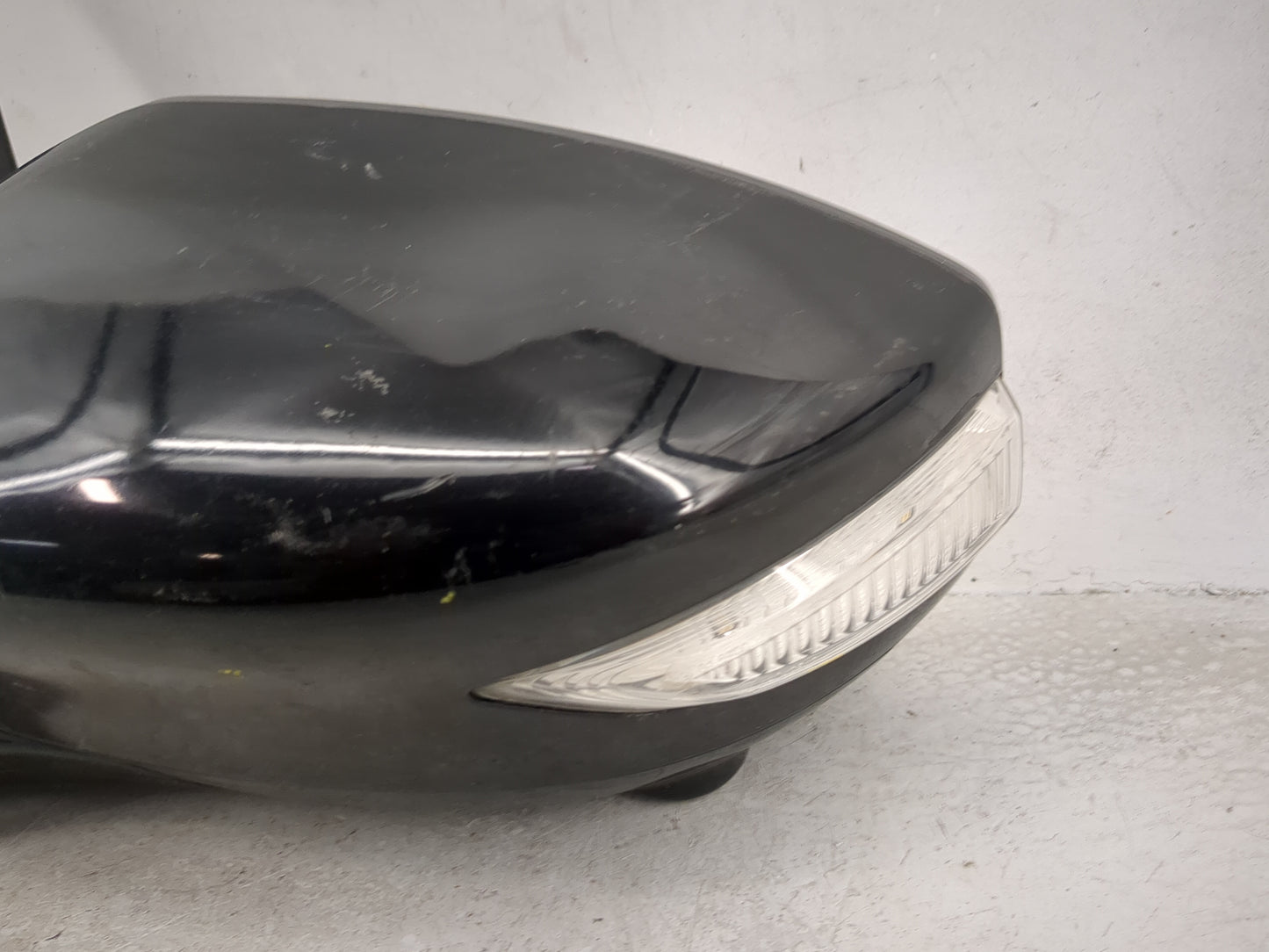 2016-2019 Nissan Maxima Driver Side View Mirror - Left Door Mirror OEM Used - Oemusedautoparts1.com