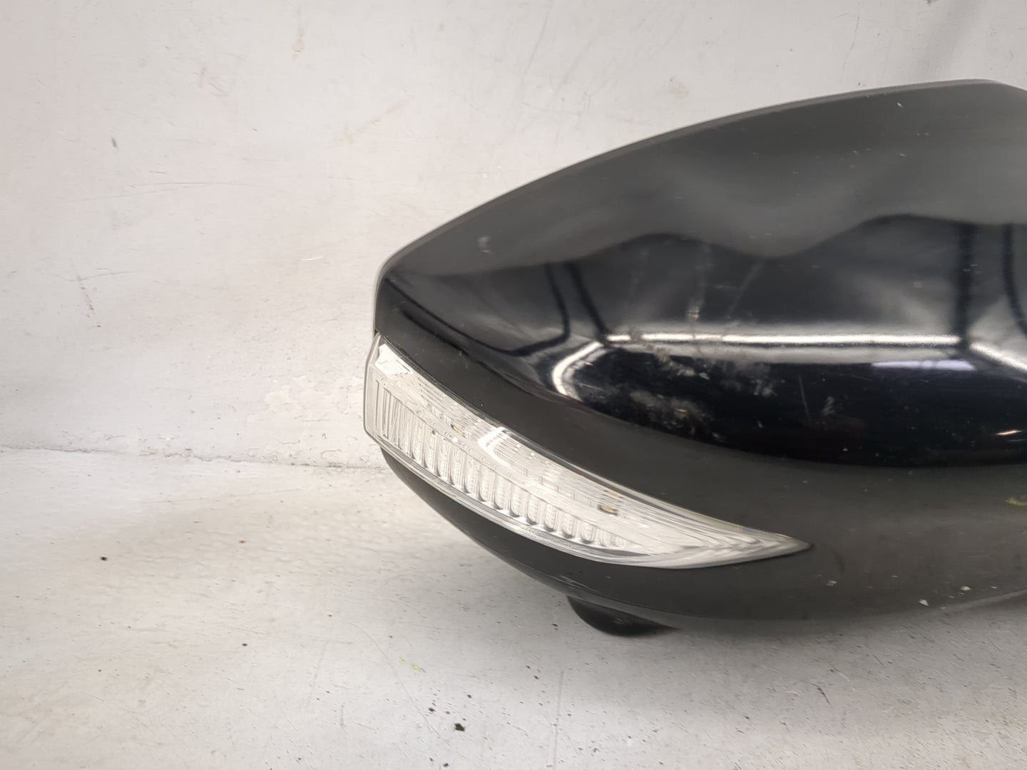 2016-2019 Nissan Maxima Passenger Side View Mirror - Right Door Mirror OEM Used - Oemusedautoparts1.com