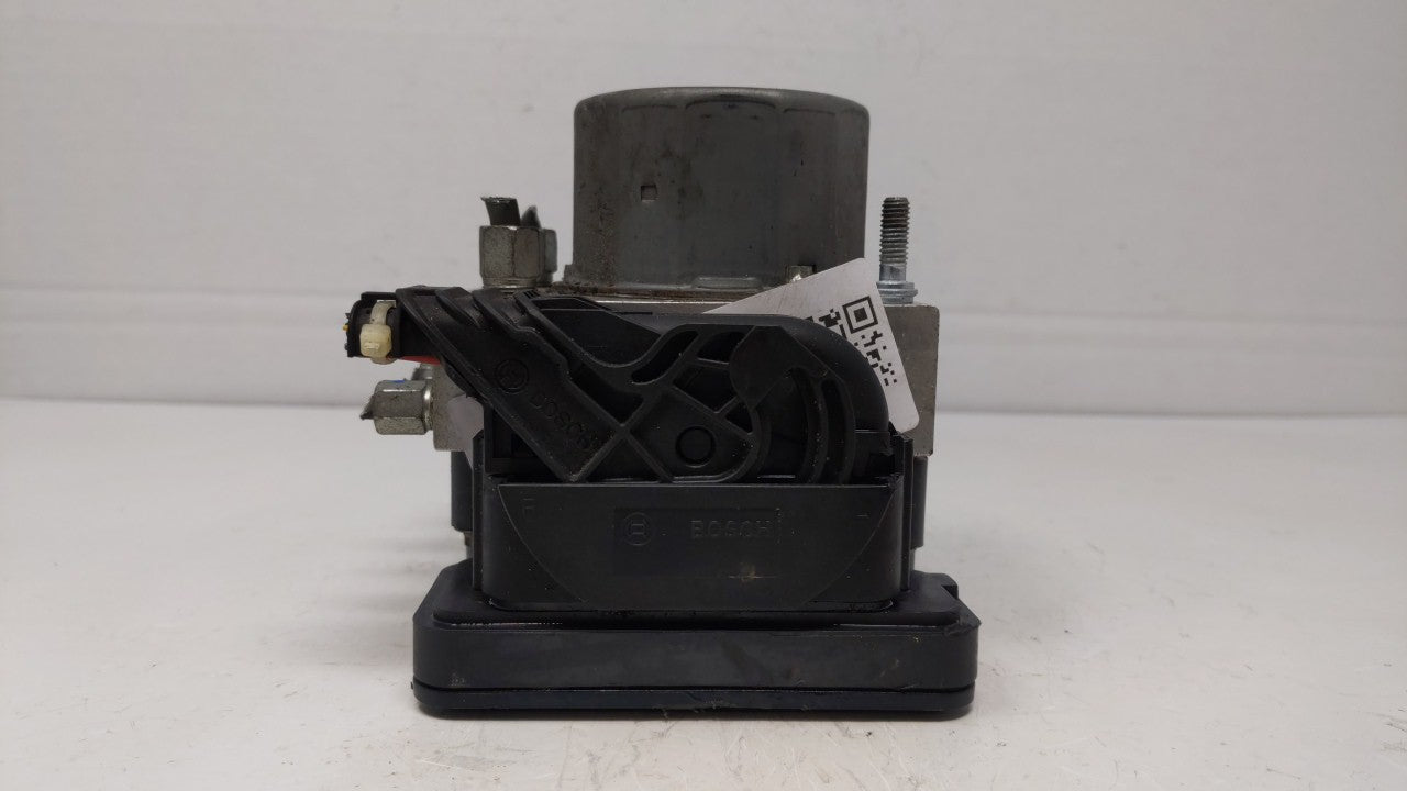 2016-2017 Nissan Maxima ABS Pump Control Module Replacement P/N:47660 4RA0A Fits Fits 2016 2017 OEM Used Auto Parts - Oemuse