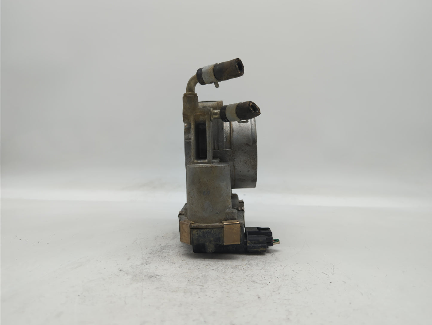 2016-2019 Nissan Maxima Throttle Body P/N:RME75-50 Fits Fits 2016 2017 2018 2019 OEM Used Auto Parts - Oemusedautoparts1.com