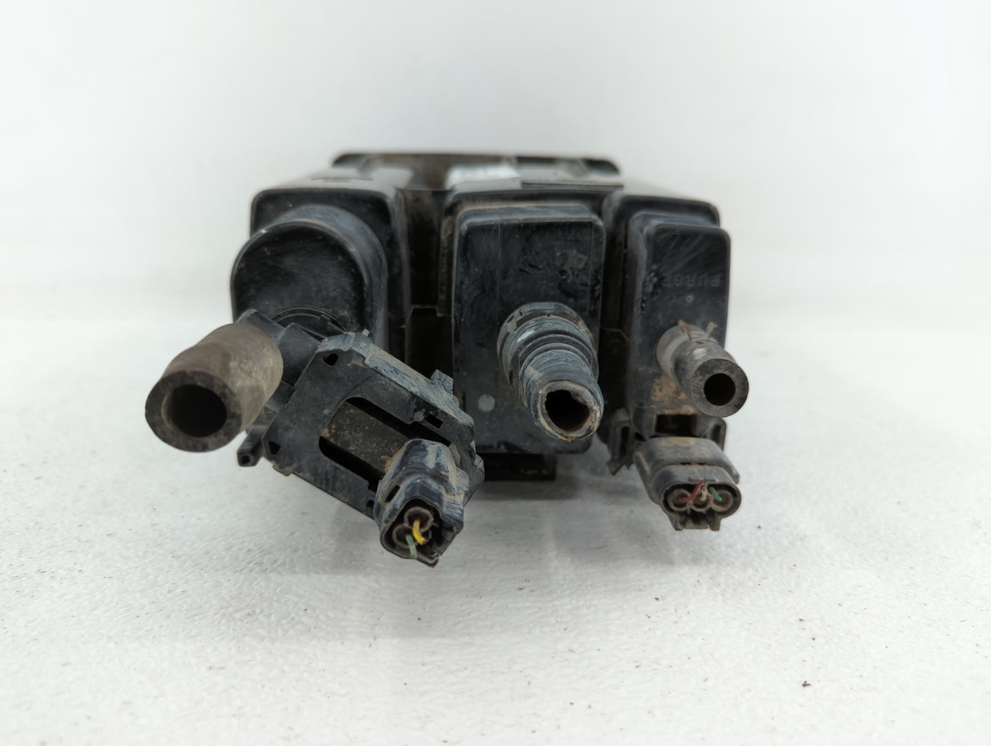 2017 Nissan Maxima Fuel Vapor Charcoal Canister 415769 - Oemusedautoparts1.com