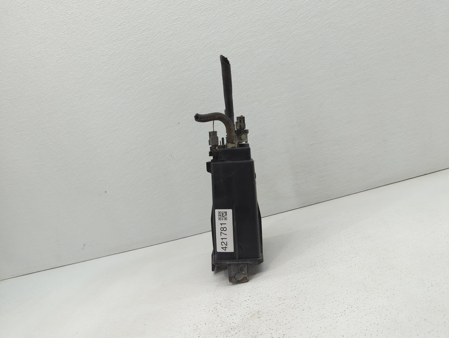 2017 Nissan Maxima Fuel Vapor Charcoal Canister - Oemusedautoparts1.com