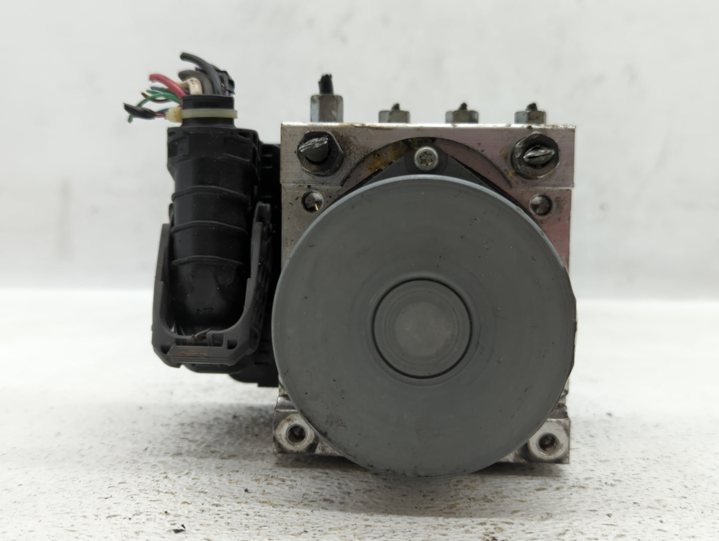 2016-2018 Nissan Maxima ABS Pump Control Module Replacement P/N:47660 4RB1C Fits Fits 2016 2017 2018 OEM Used Auto Parts - O