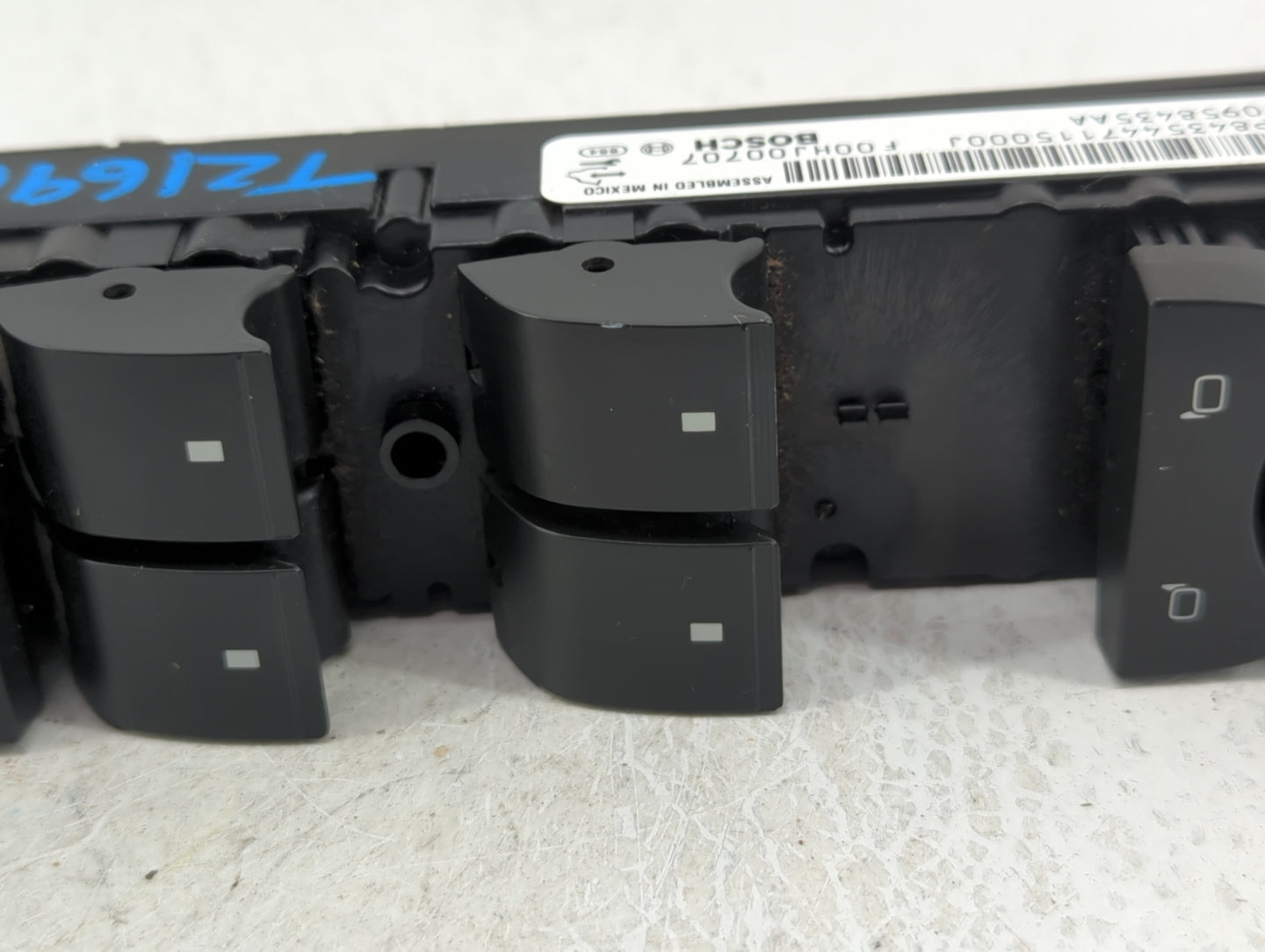 2017 Nissan Maxima Master Power Window Switch Replacement Driver Side Left P/N:20958435AA F00HJ00707 Fits OEM Used Auto Part