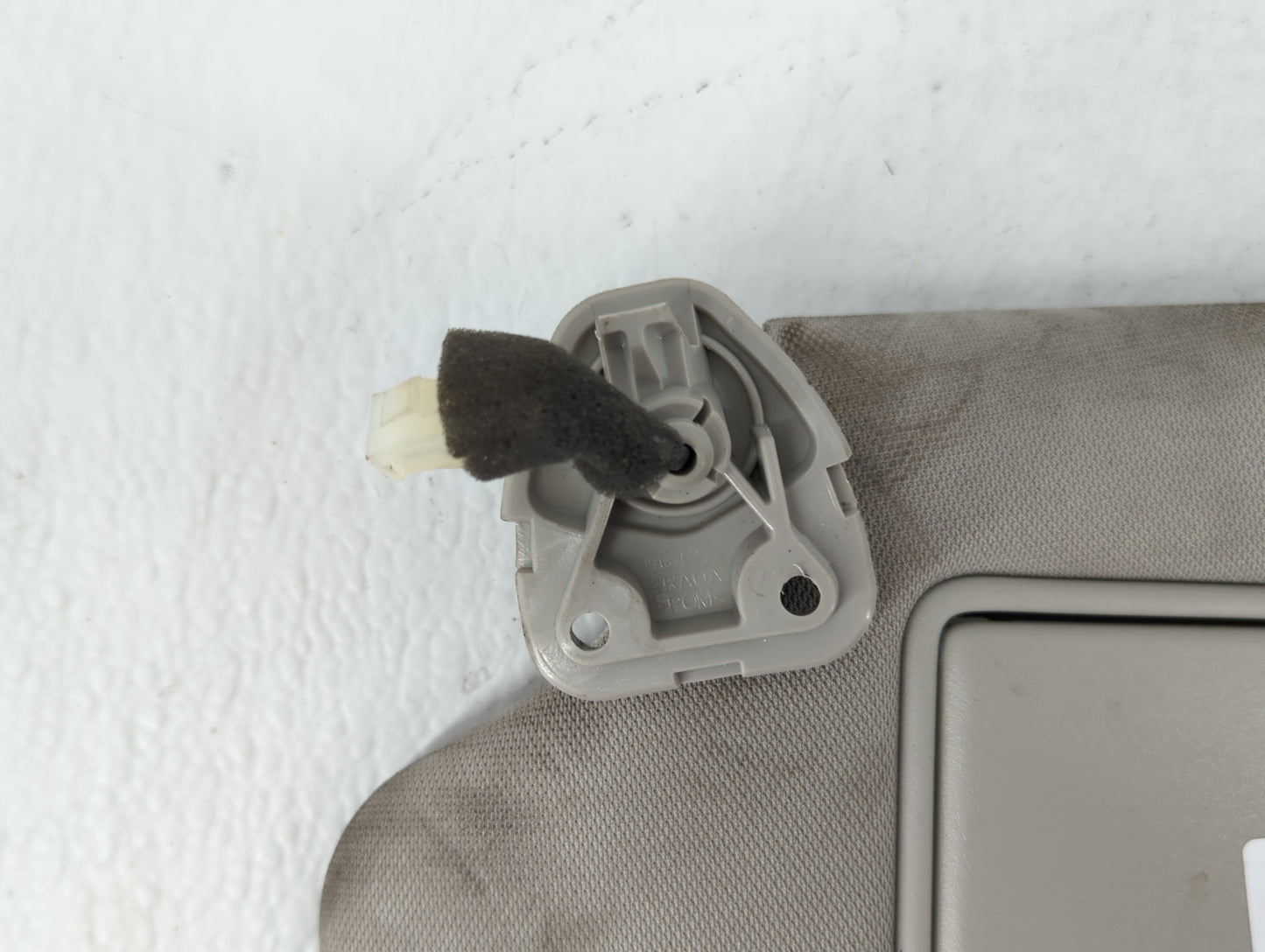 2017 Nissan Maxima Sun Visor Shade Replacement Driver Left Mirror Fits OEM Used Auto Parts - Oemusedautoparts1.com