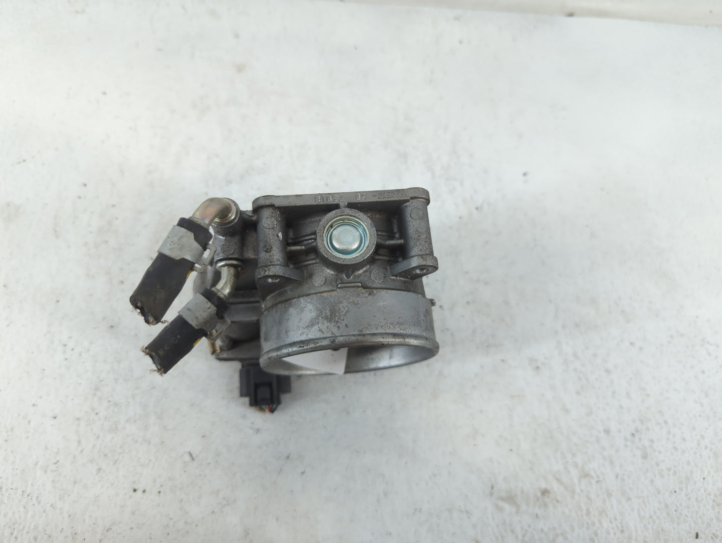 2016-2020 Nissan Maxima Throttle Body P/N:7301H E0303H, RME75-50 Fits Fits 2016 2017 2018 2019 2020 OEM Used Auto Parts - Oe