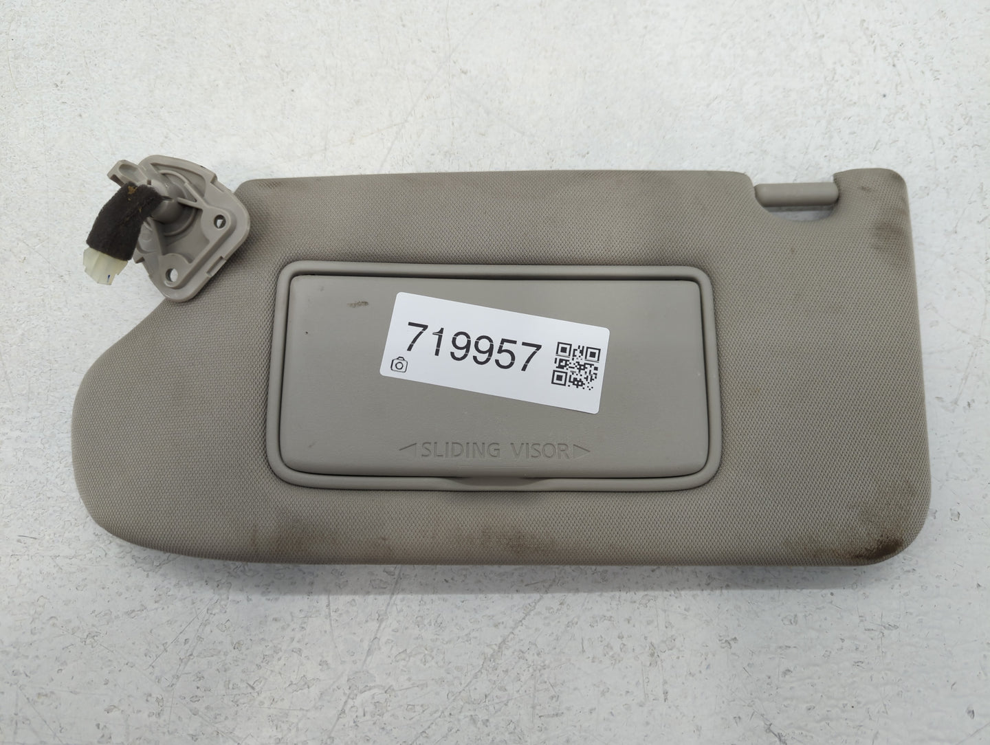 2017 Nissan Maxima Sun Visor Shade Replacement Driver Left Mirror Fits OEM Used Auto Parts - Oemusedautoparts1.com