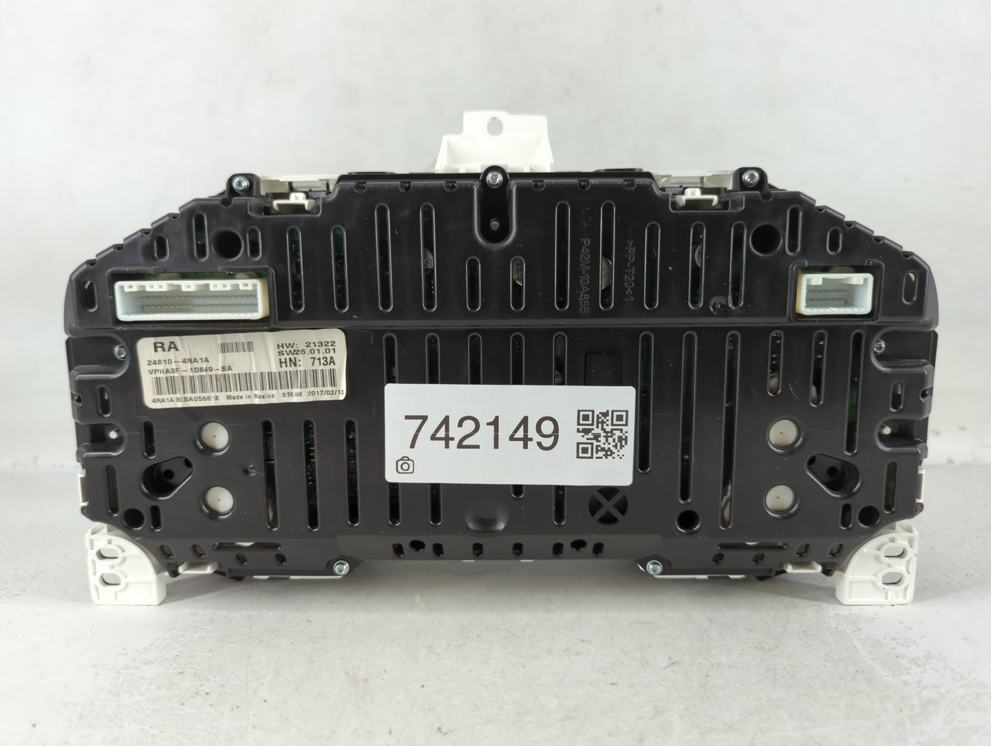 2016-2017 Nissan Maxima Instrument Cluster Speedometer Gauges P/N:24810-4RA1A Fits Fits 2016 2017 OEM Used Auto Parts - Oemu