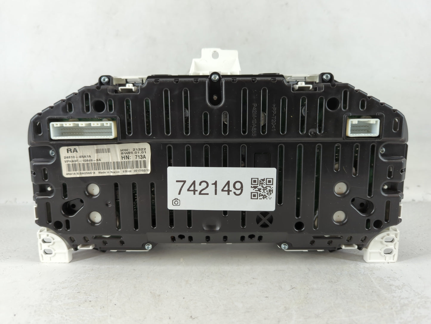 2016-2017 Nissan Maxima Instrument Cluster Speedometer Gauges P/N:24810-4RA1A Fits Fits 2016 2017 OEM Used Auto Parts - Oemu