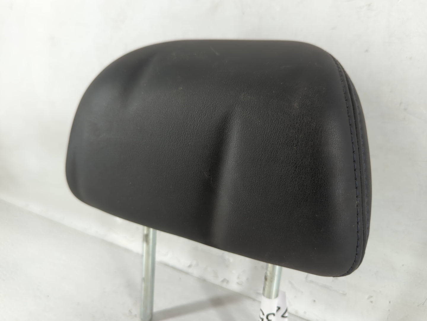 2017 Nissan Maxima Headrest Head Rest Rear Seat Black - Oemusedautoparts1.com