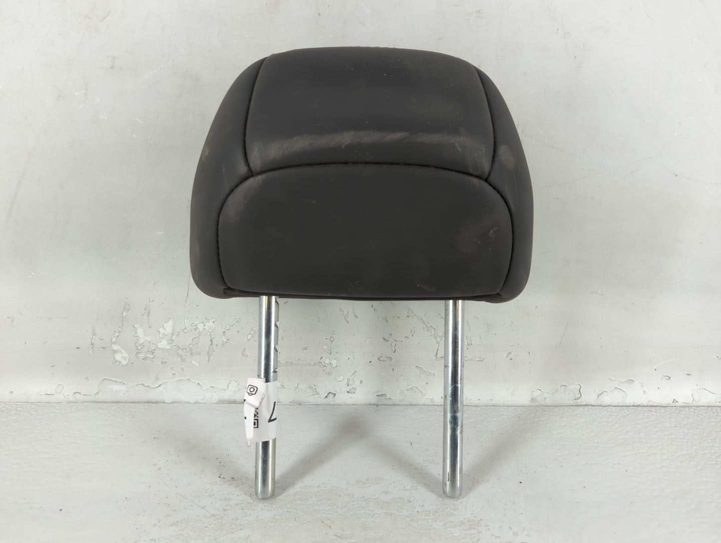2017 Nissan Maxima Headrest Head Rest Rear Seat Black - Oemusedautoparts1.com