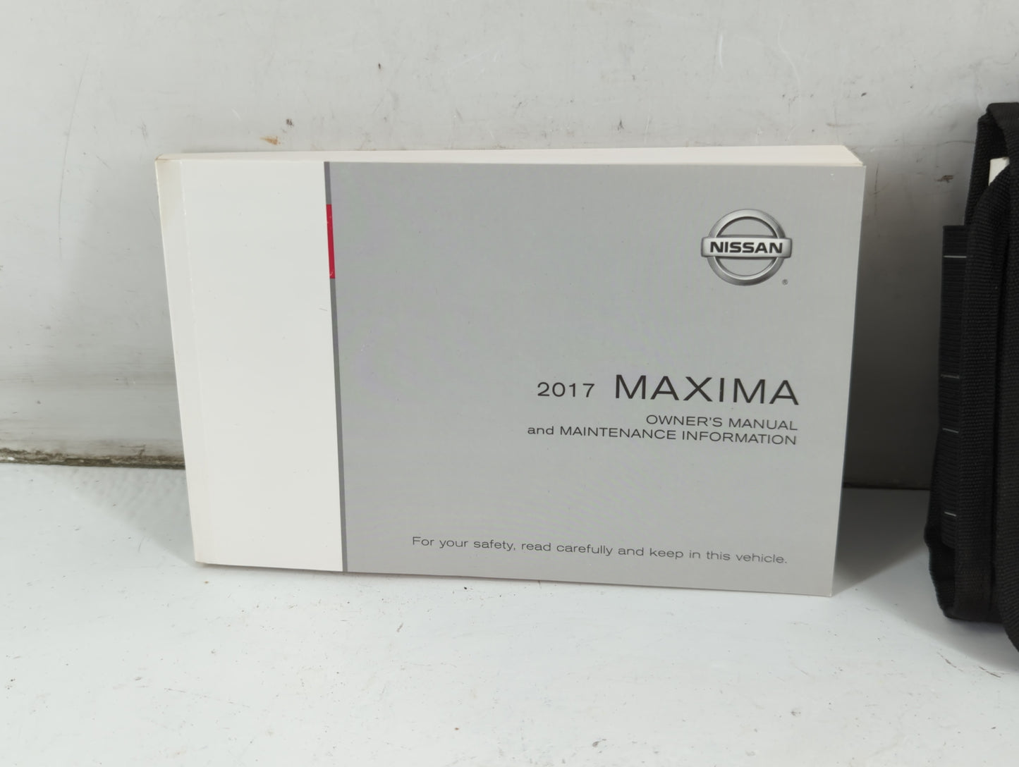 2017 Nissan Maxima Owners Manual Book Guide P/N:OM17EA 0A36U1 OEM Used Auto Parts - Oemusedautoparts1.com