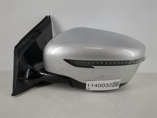 2016-2022 Nissan Murano Driver Side View Mirror - Left Door Mirror OEM Used - Oemusedautoparts1.com