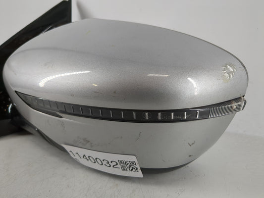 2016-2022 Nissan Murano Driver Side View Mirror - Left Door Mirror OEM Used