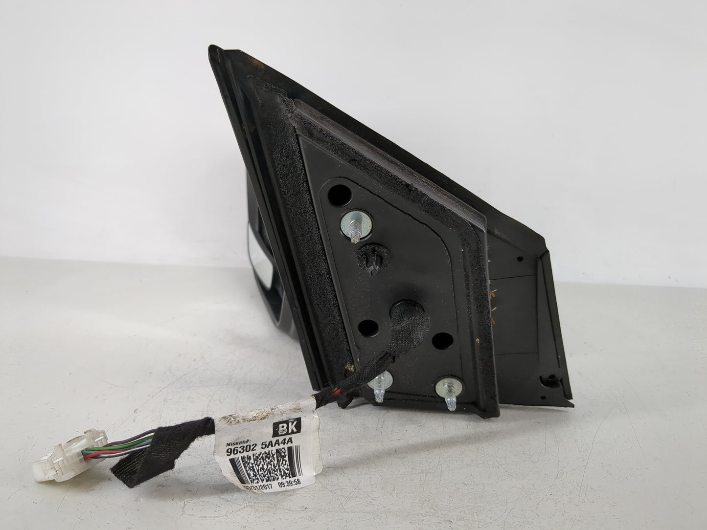 2016-2022 Nissan Murano Driver Side View Mirror - Left Door Mirror OEM Used - Oemusedautoparts1.com