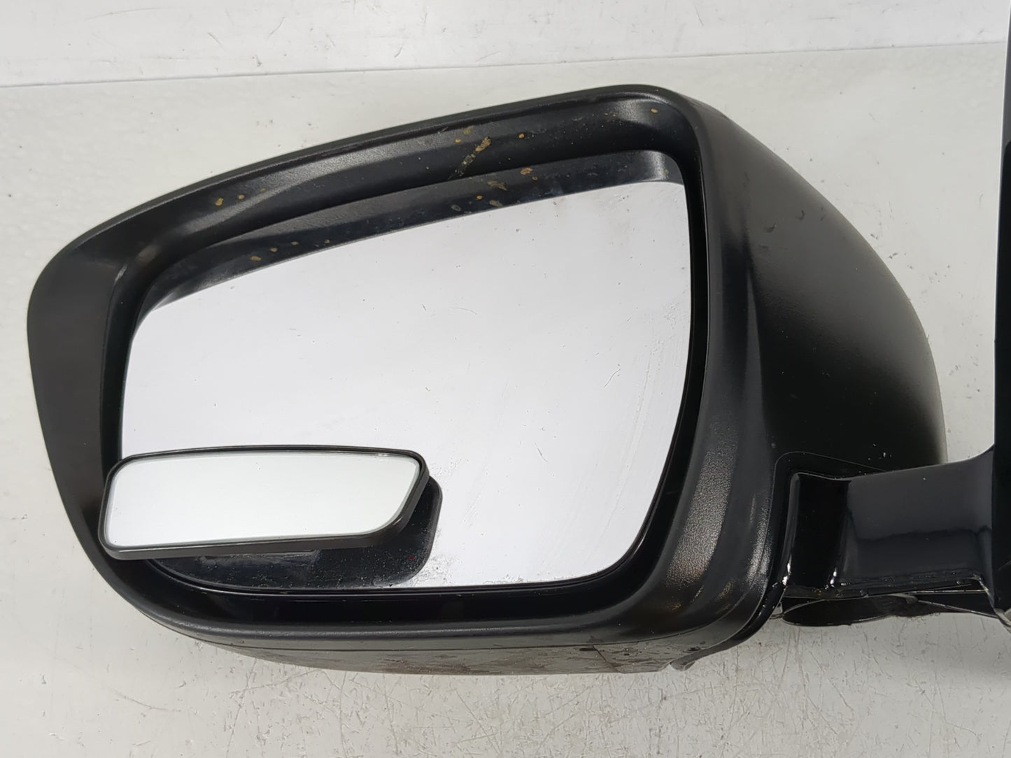 2016-2022 Nissan Murano Driver Side View Mirror - Left Door Mirror OEM Used - Oemusedautoparts1.com