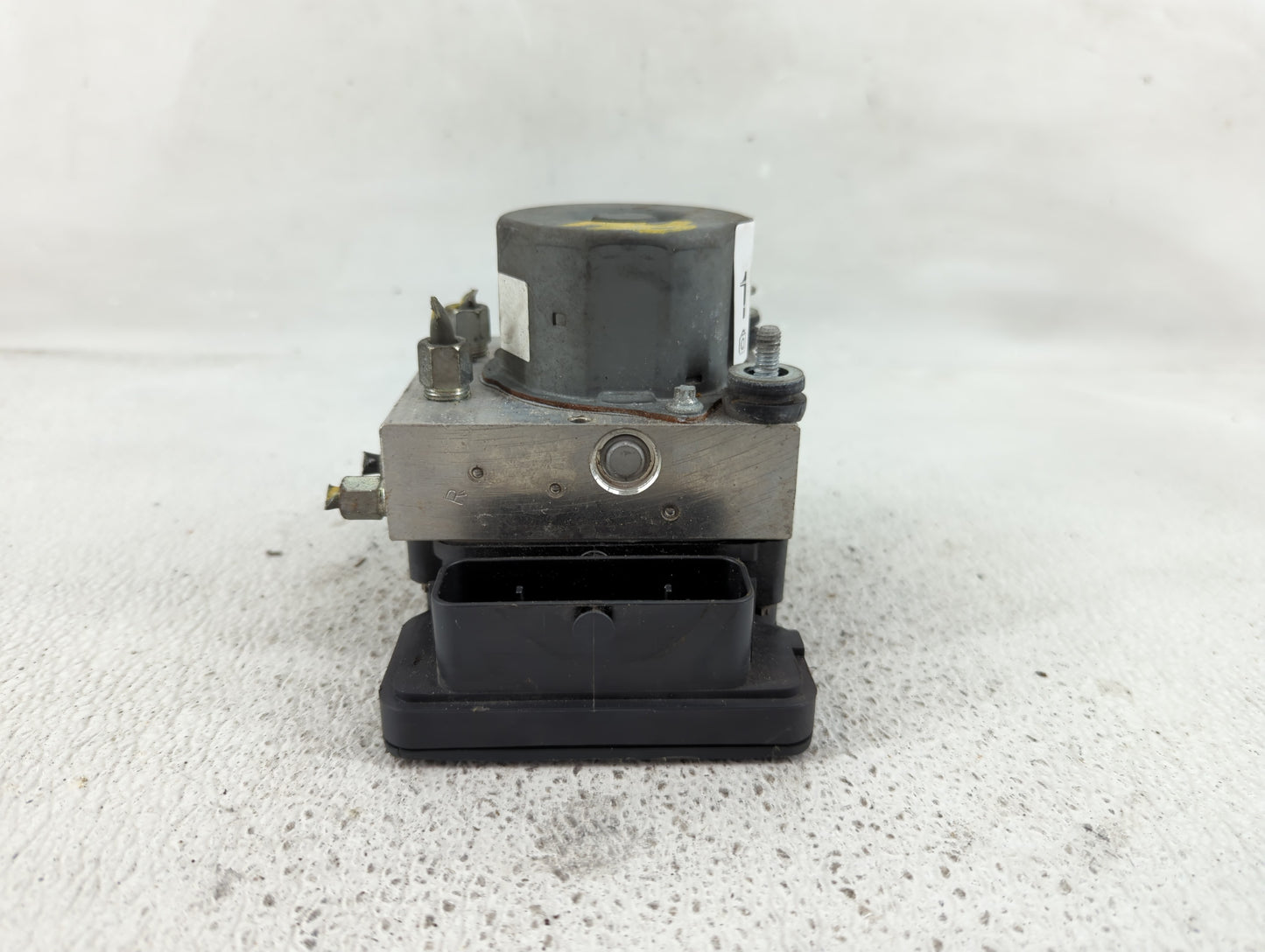 2017-2018 Nissan Murano ABS Pump Control Module Replacement Fits Fits 2017 2018 OEM Used Auto Parts - Oemusedautoparts1.com