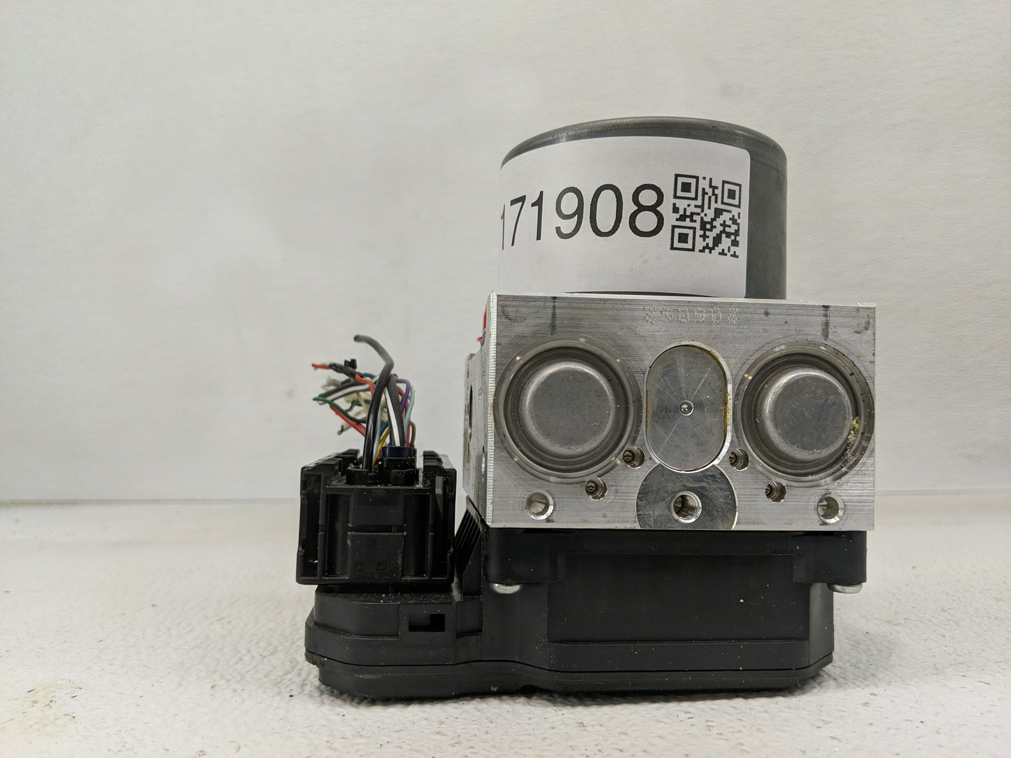 2017 Nissan Murano ABS Pump Control Module Replacement Fits OEM Used Auto Parts - Oemusedautoparts1.com