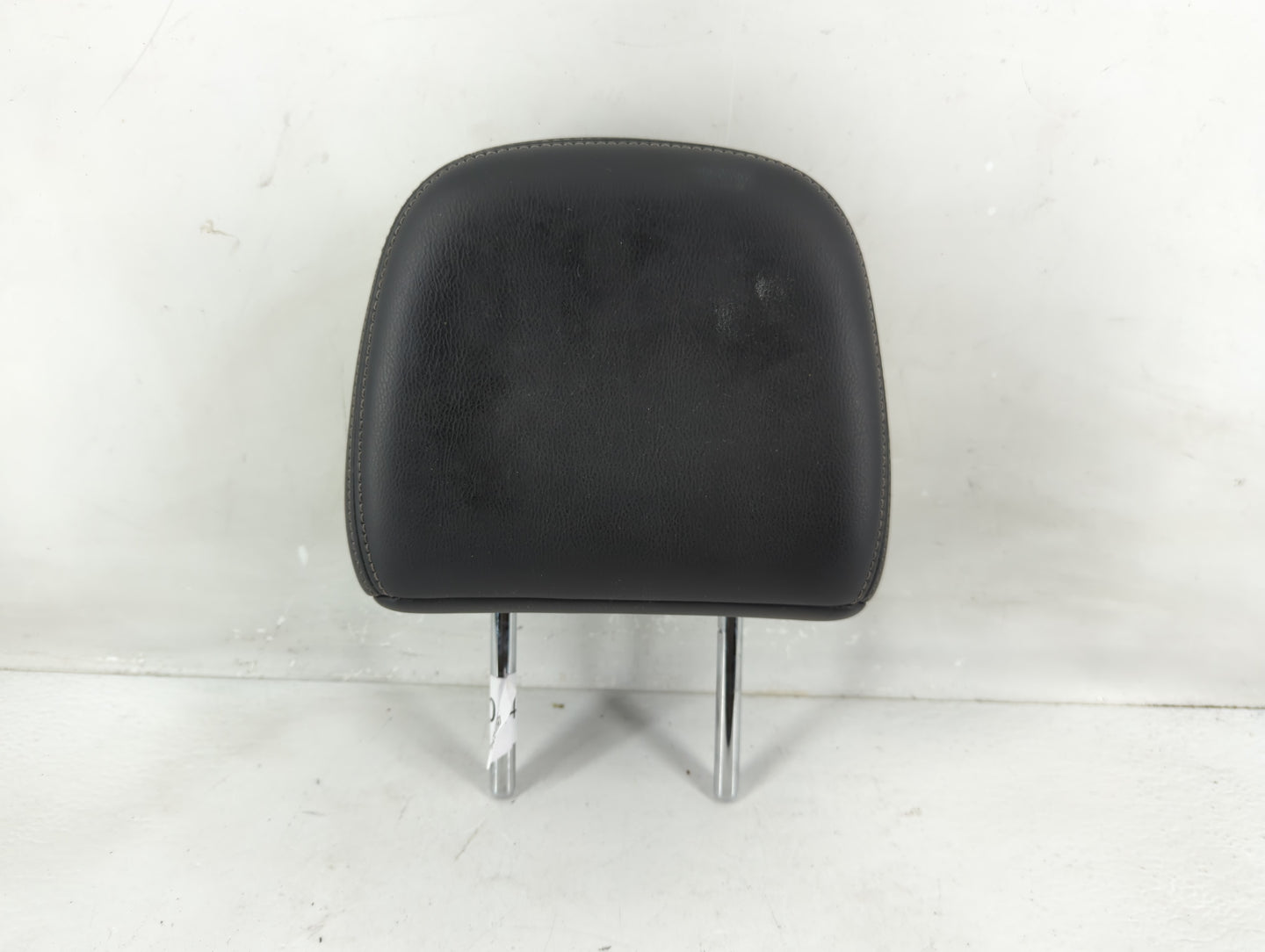 2017 Nissan Murano Headrest Head Rest Front Driver Passenger Seat Fits OEM Used Auto Parts - Oemusedautoparts1.com