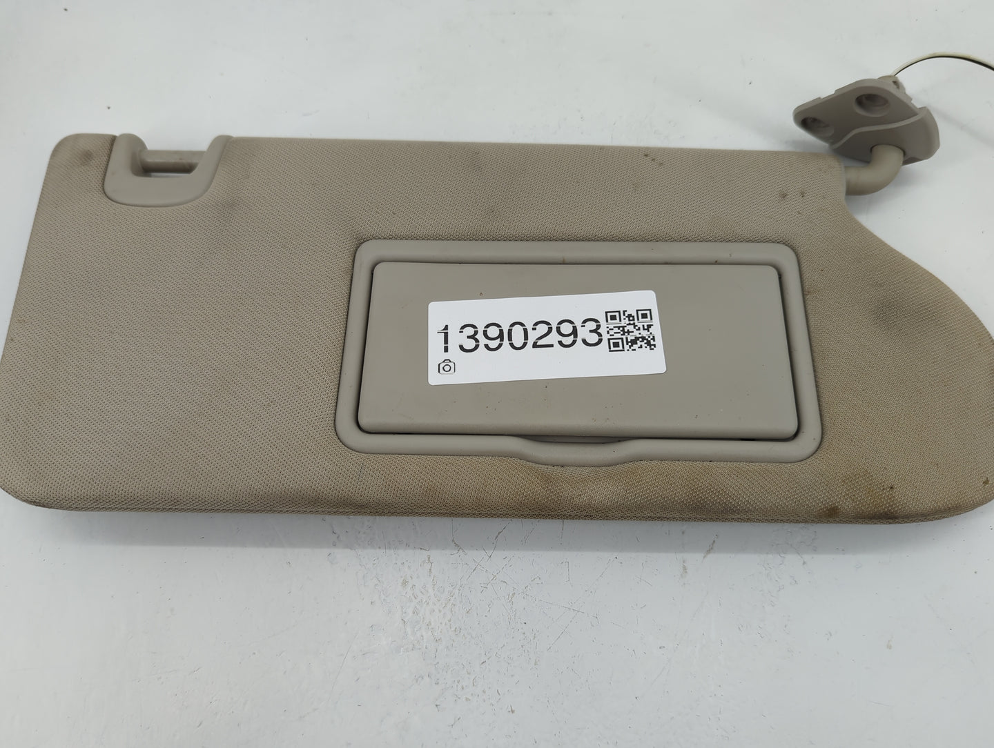 2015-2018 Nissan Murano Sun Visor Shade Replacement Passenger Right Mirror Fits Fits 2015 2016 2017 2018 OEM Used Auto Parts