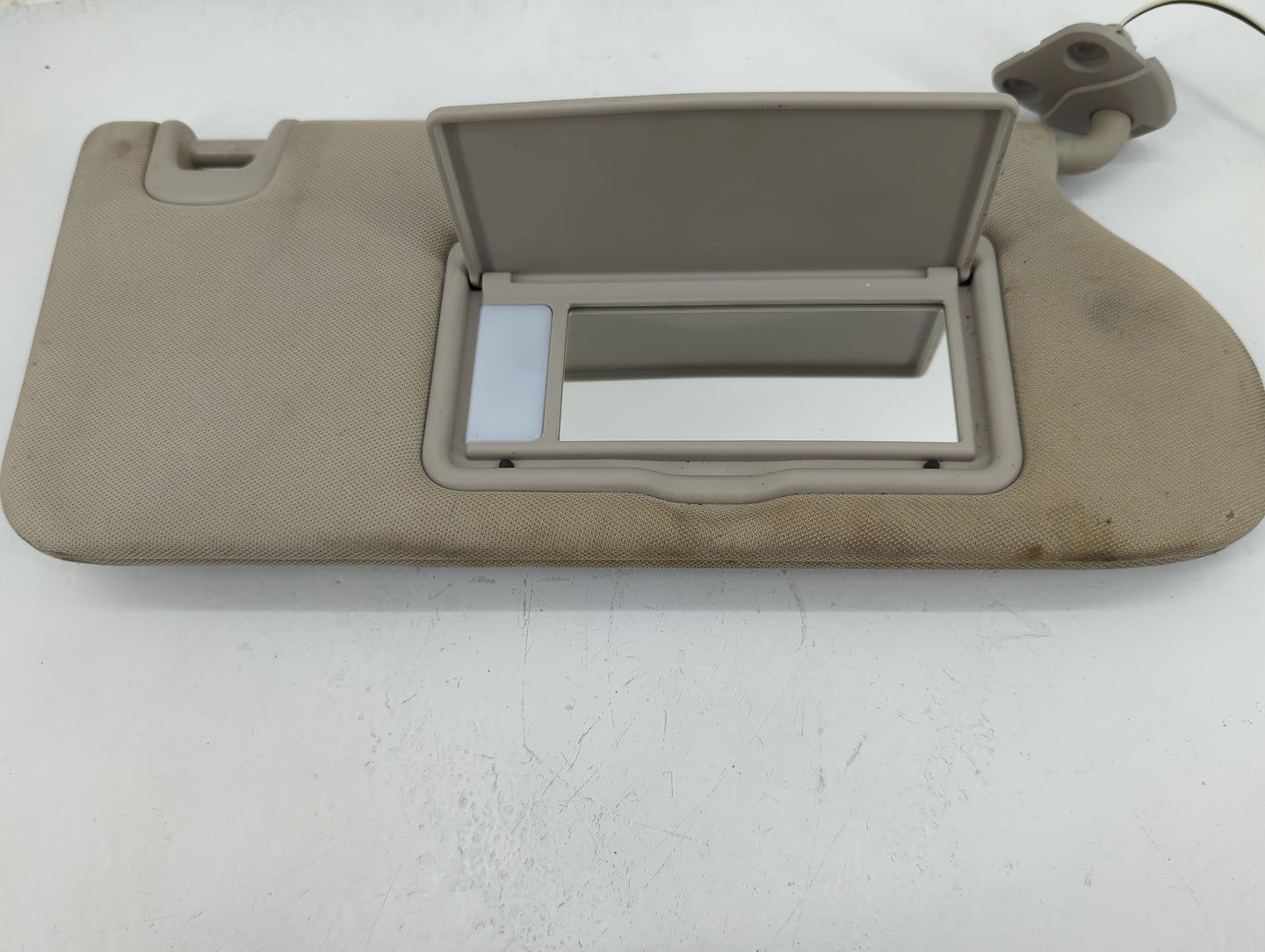 2015-2018 Nissan Murano Sun Visor Shade Replacement Passenger Right Mirror Fits Fits 2015 2016 2017 2018 OEM Used Auto Parts