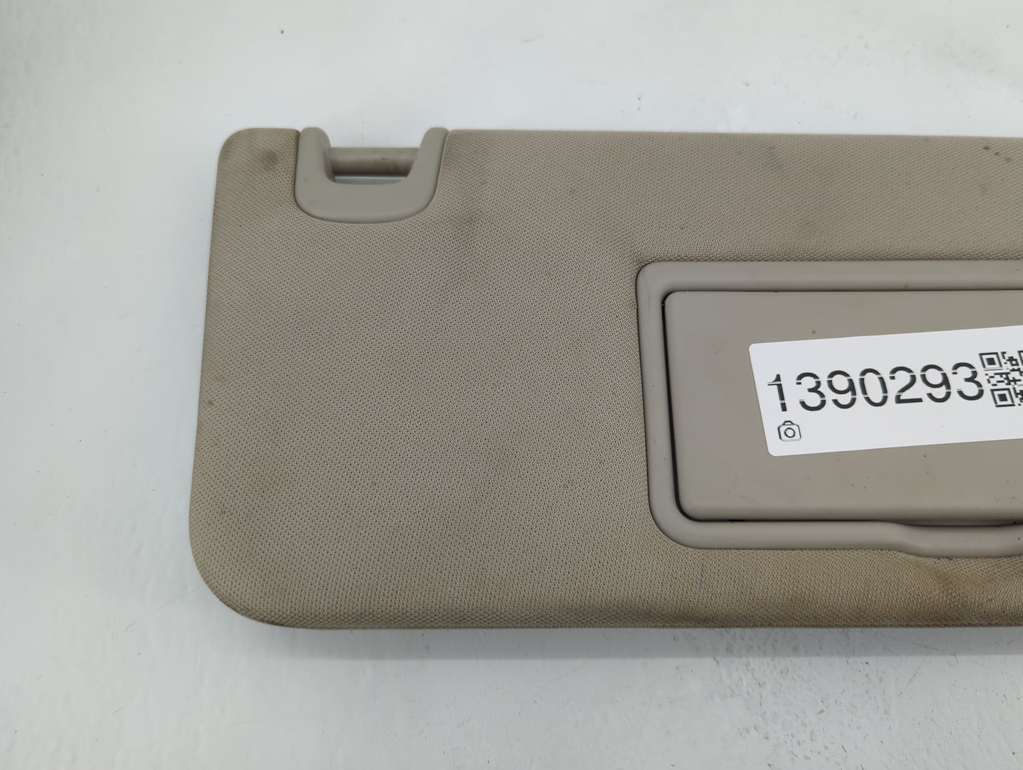 2015-2018 Nissan Murano Sun Visor Shade Replacement Passenger Right Mirror Fits Fits 2015 2016 2017 2018 OEM Used Auto Parts