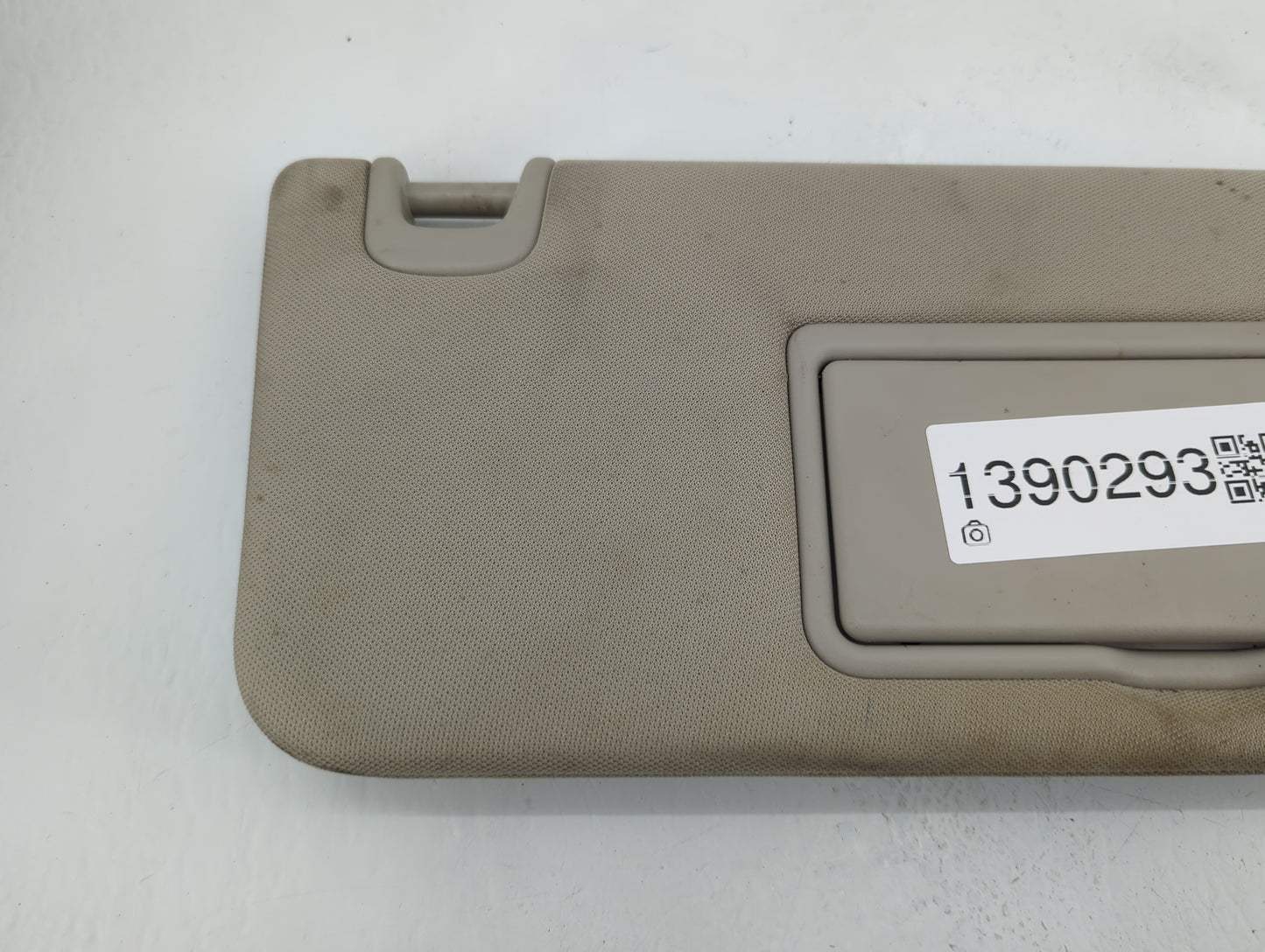 2015-2018 Nissan Murano Sun Visor Shade Replacement Passenger Right Mirror Fits Fits 2015 2016 2017 2018 OEM Used Auto Parts
