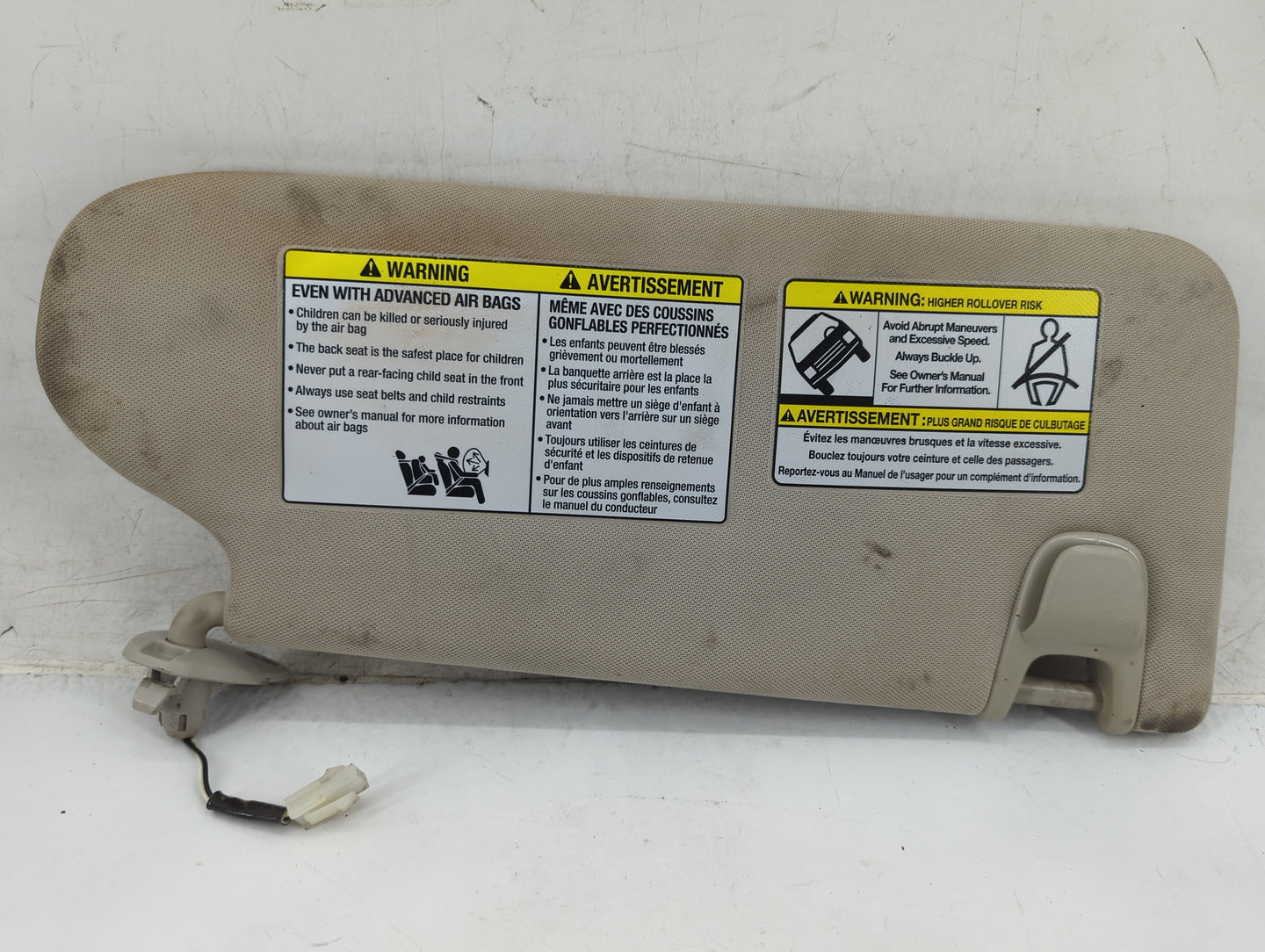 2015-2018 Nissan Murano Sun Visor Shade Replacement Driver Left Mirror Fits Fits 2015 2016 2017 2018 OEM Used Auto Parts - O