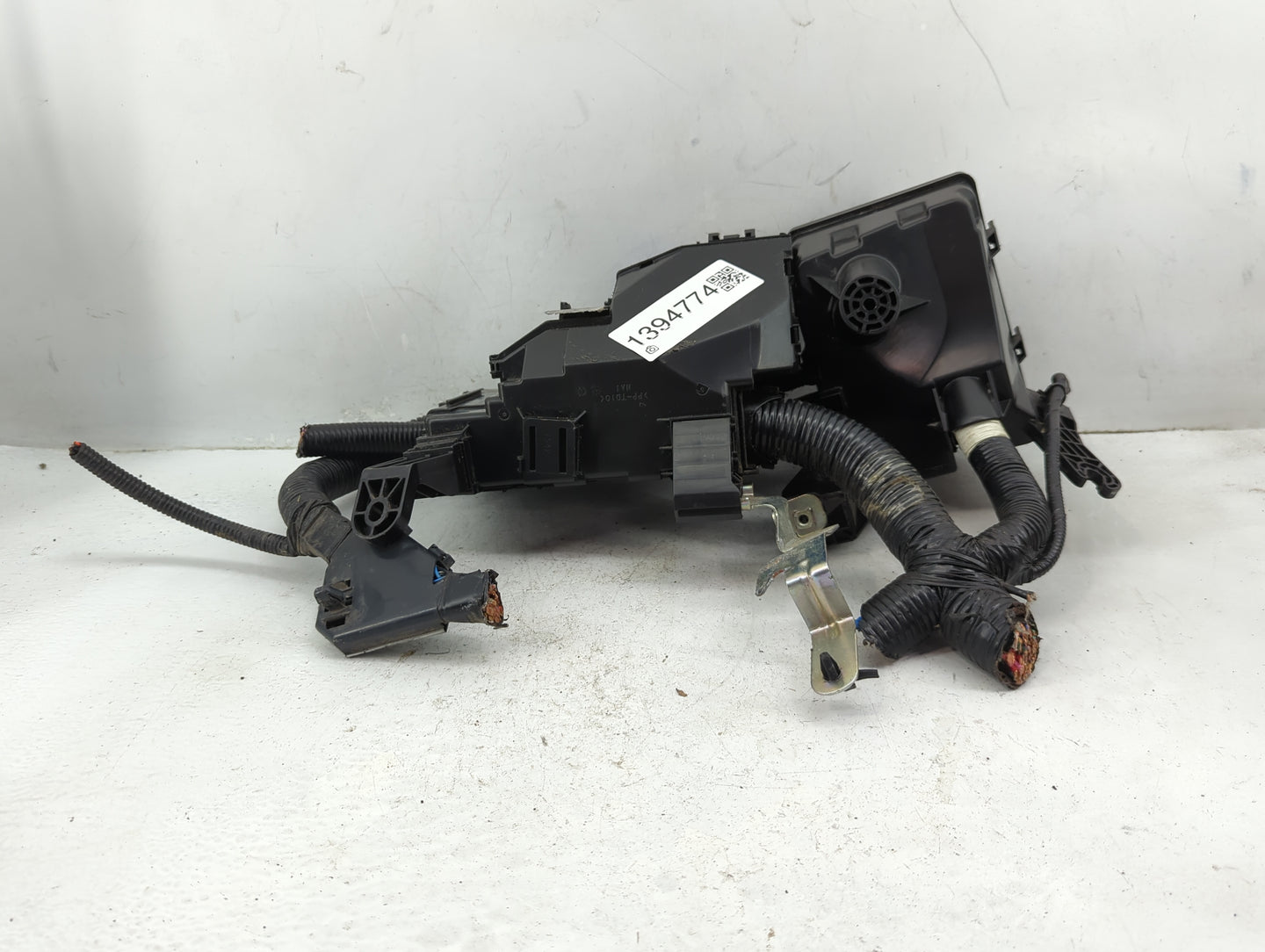 2015-2022 Nissan Murano Fusebox Fuse Box Panel Relay Module Fits Fits 2015 2016 2017 2018 2019 2020 2021 2022 OEM Used Auto 