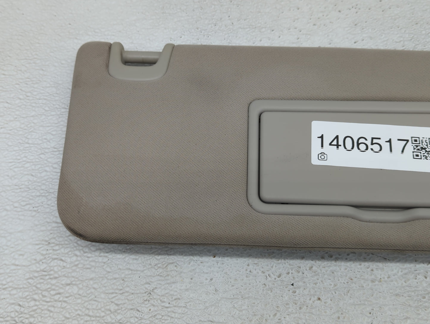 2015-2018 Nissan Murano Sun Visor Shade Replacement Passenger Right Mirror Fits Fits 2015 2016 2017 2018 OEM Used Auto Parts