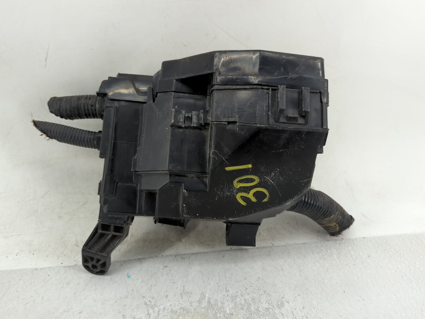 2015-2022 Nissan Murano Fusebox Fuse Box Panel Relay Module Fits Fits 2015 2016 2017 2018 2019 2020 2021 2022 OEM Used Auto 