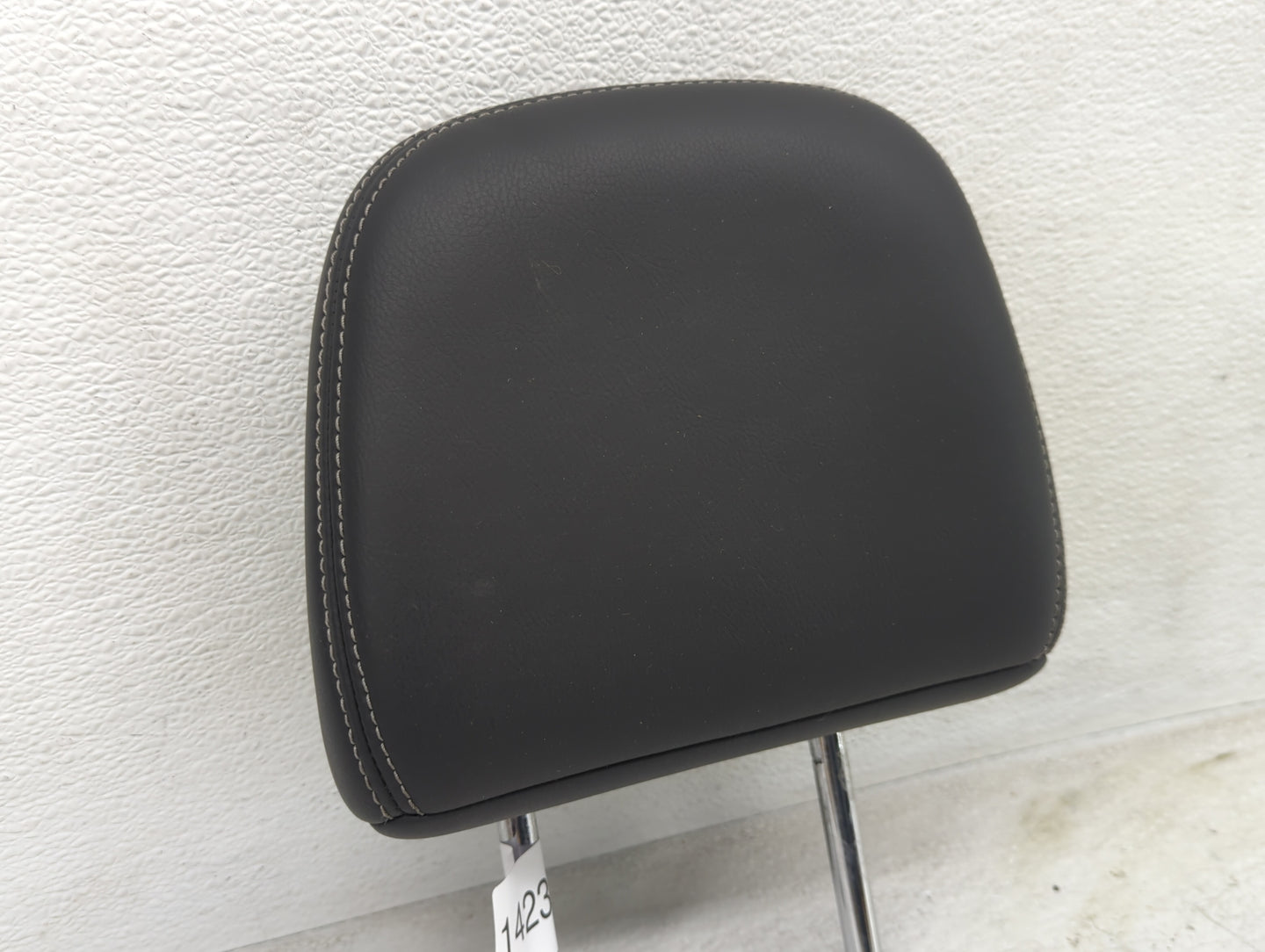 2015-2017 Nissan Murano Headrest Head Rest Rear Seat Fits Fits 2015 2016 2017 OEM Used Auto Parts - Oemusedautoparts1.com