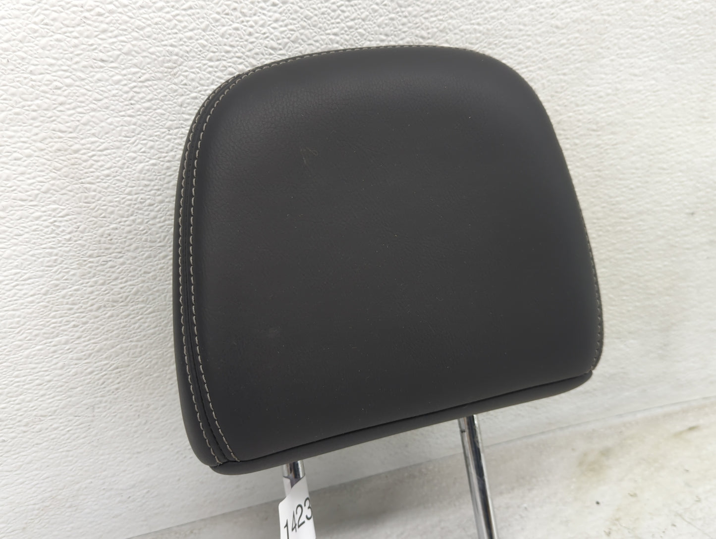 2015-2017 Nissan Murano Headrest Head Rest Rear Seat Fits Fits 2015 2016 2017 OEM Used Auto Parts - Oemusedautoparts1.com
