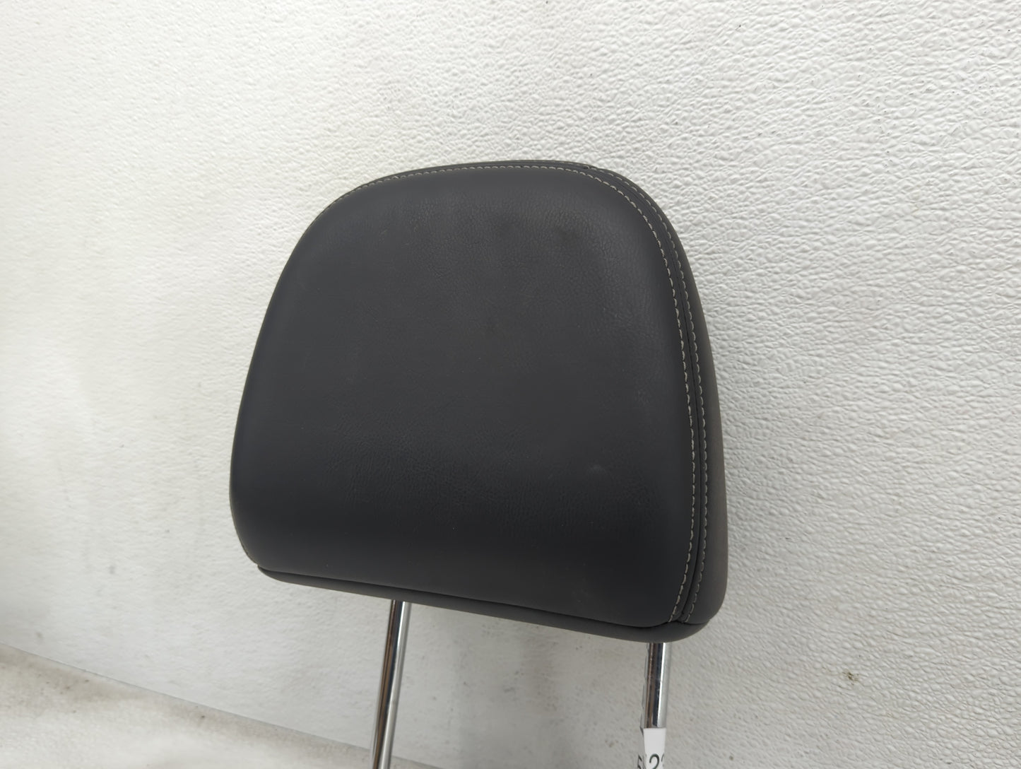 2015-2017 Nissan Murano Headrest Head Rest Front Driver Passenger Seat Fits Fits 2015 2016 2017 OEM Used Auto Parts - Oemuse