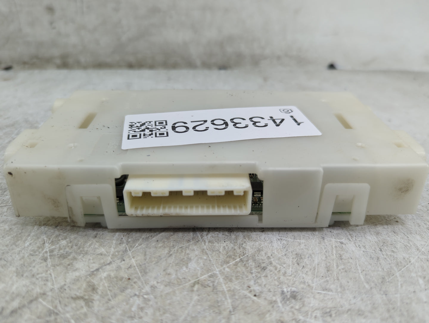2015-2017 Nissan Murano Temperature Control Module 27760 5aa0a - Oemusedautoparts1.com