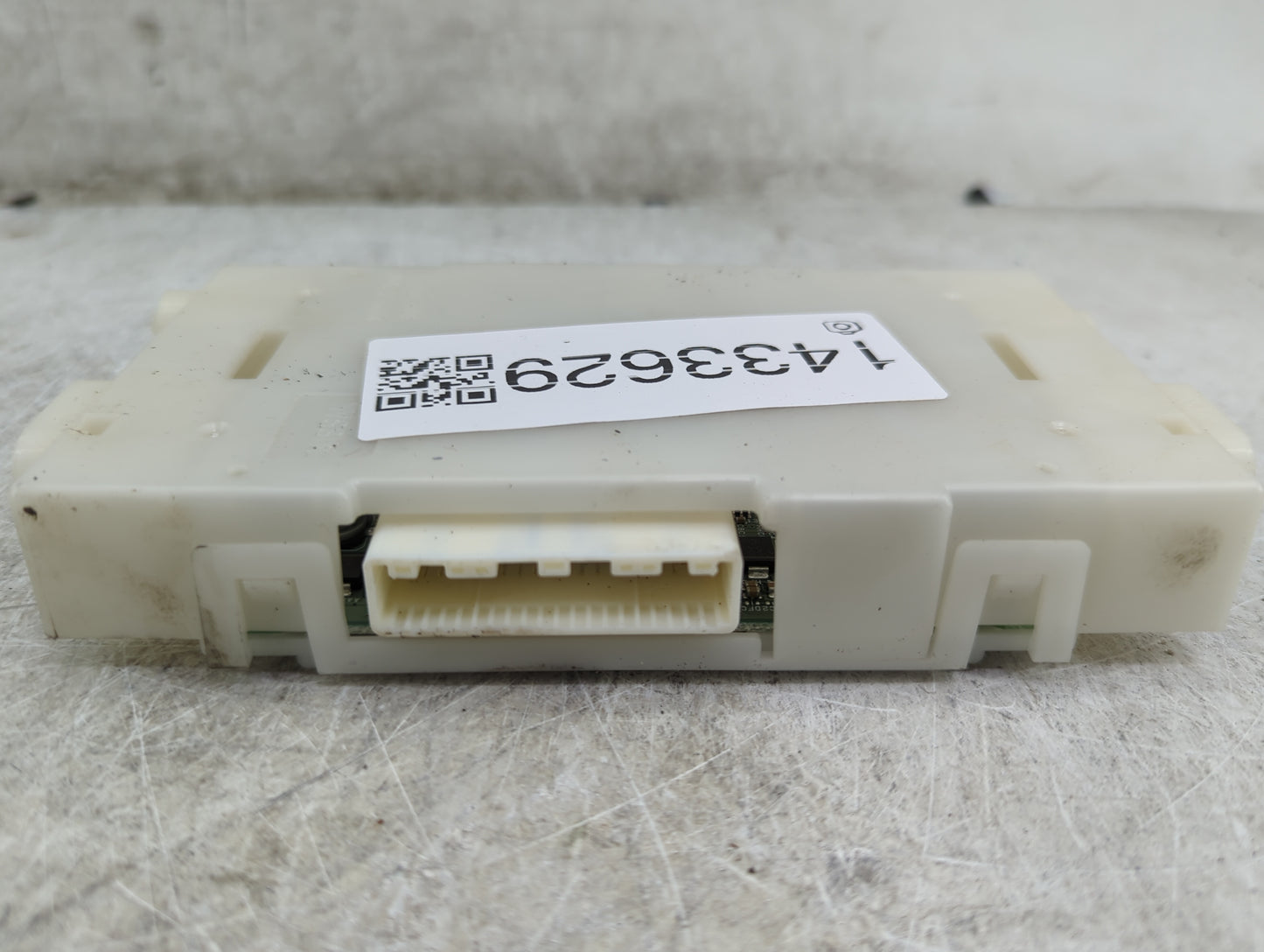 2015-2017 Nissan Murano Temperature Control Module 27760 5aa0a - Oemusedautoparts1.com