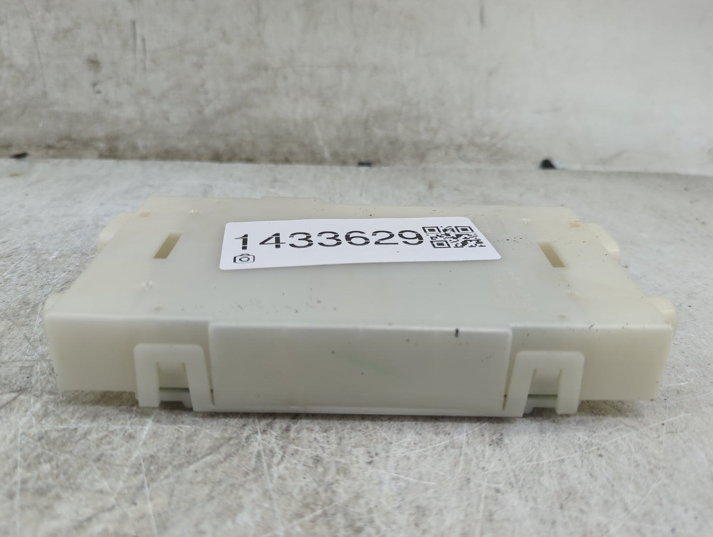 2015-2017 Nissan Murano Temperature Control Module 27760 5aa0a - Oemusedautoparts1.com