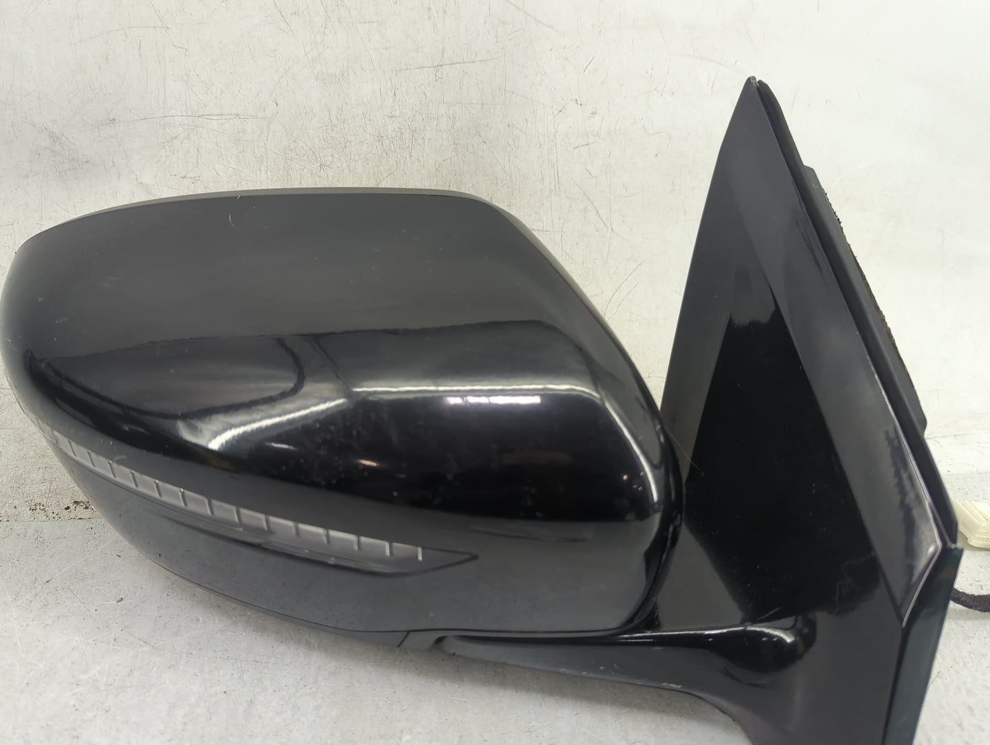 2016-2022 Nissan Murano Passenger Side View Mirror - Right Door Mirror OEM Used - Oemusedautoparts1.com