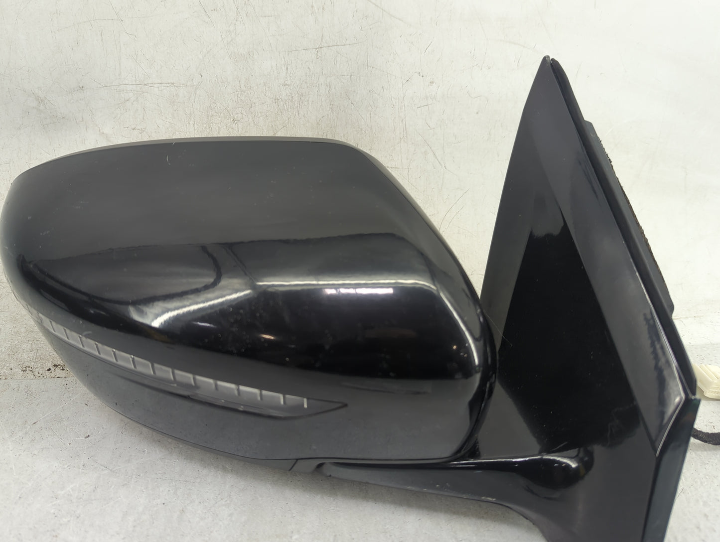 2016-2022 Nissan Murano Passenger Side View Mirror - Right Door Mirror OEM Used - Oemusedautoparts1.com