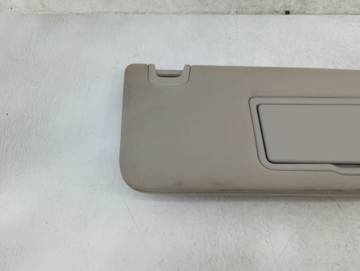 2015-2018 Nissan Murano Sun Visor Shade Replacement Passenger Right Mirror Fits Fits 2015 2016 2017 2018 OEM Used Auto Parts