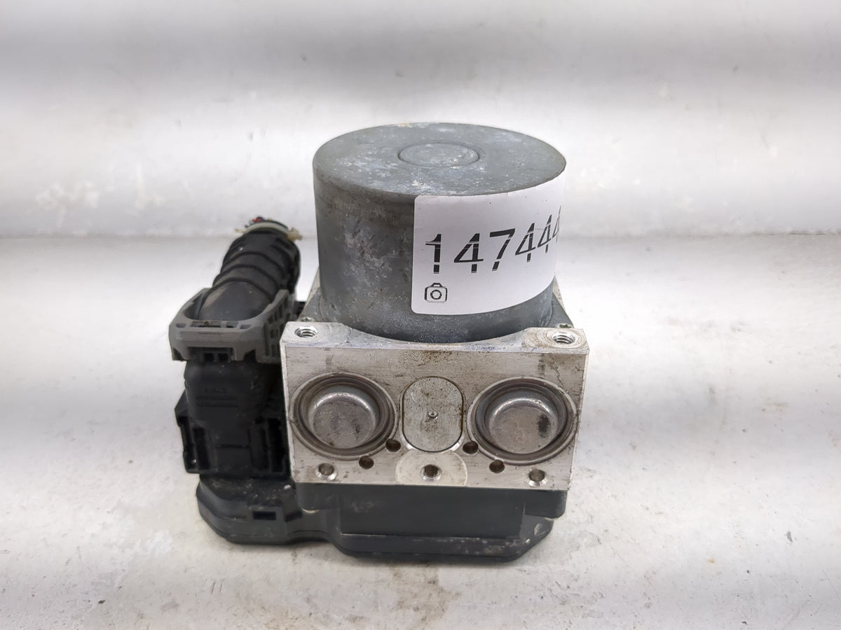 2015-2017 Nissan Murano Anti-Lock Brake ABS Pump Module Actuator OEM P/N:116030-51050 Fits Fits 2015 2016 2017 OEM Used Auto