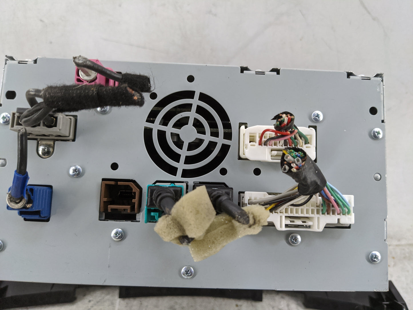 2017 Nissan Murano Radio AM FM Cd Player Receiver Replacement P/N:25915 9UC4A QY-8450 Fits OEM Used Auto Parts - Oemusedauto