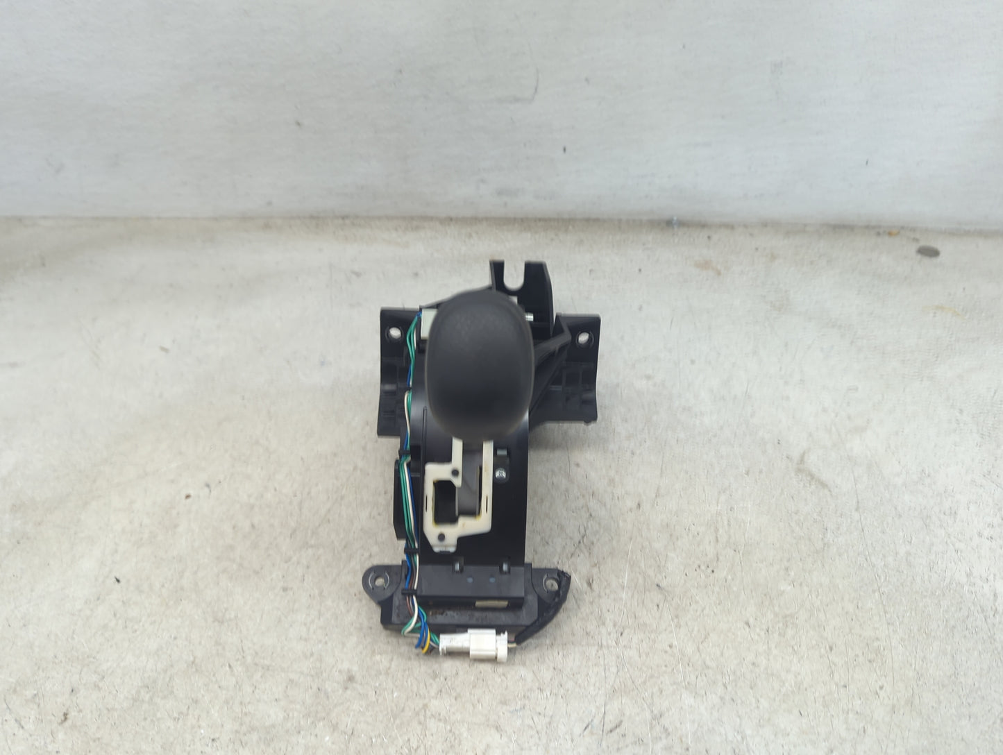 2017 Nissan Murano Floor Console Assembly Shifter - Oemusedautoparts1.com
