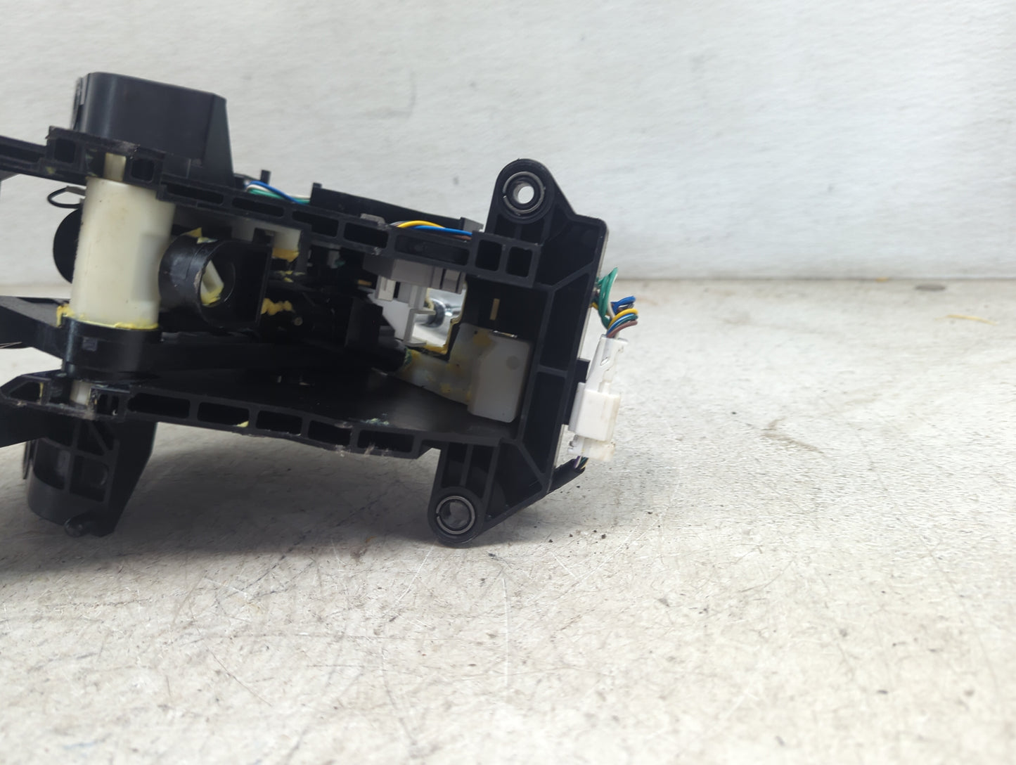 2017 Nissan Murano Floor Console Assembly Shifter - Oemusedautoparts1.com