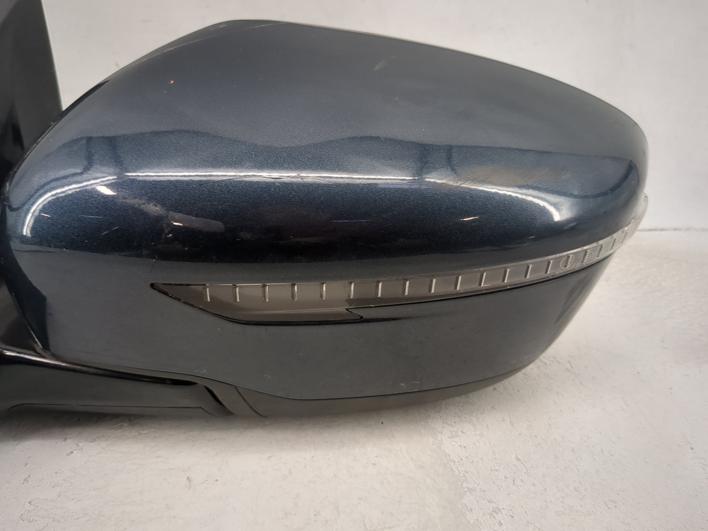 2017-2022 Nissan Murano Driver Side View Mirror - Left Door Mirror OEM Used - Oemusedautoparts1.com