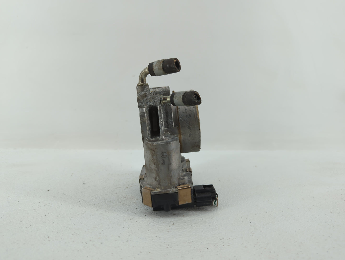 2015-2019 Nissan Murano Throttle Body P/N:RME70-50 Fits Fits 2015 2016 2017 2018 2019 OEM Used Auto Parts - Oemusedautoparts