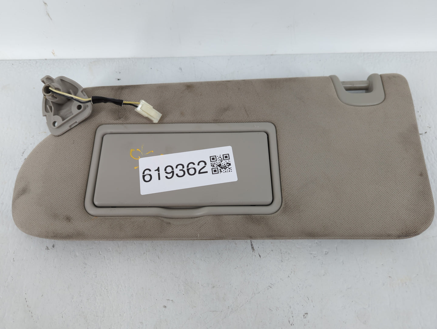 2015-2018 Nissan Murano Sun Visor Shade Replacement Driver Left Mirror Fits Fits 2015 2016 2017 2018 OEM Used Auto Parts - O