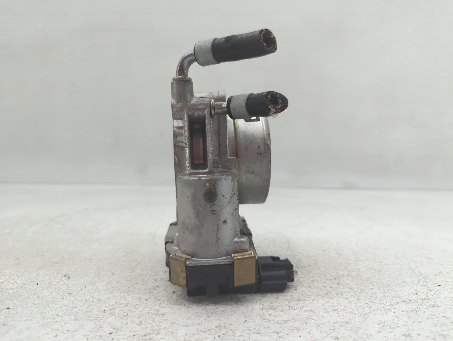 2015-2022 Nissan Murano Throttle Body P/N:RME70-50 7705 Fits Fits 2015 2016 2017 2018 2019 2020 2021 2022 OEM Used Auto Part